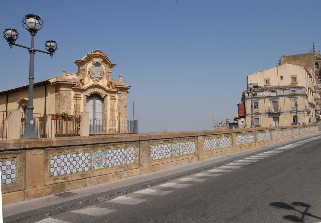 La Rosa Antica Bed & Breakfast Caltagirone Exterior photo